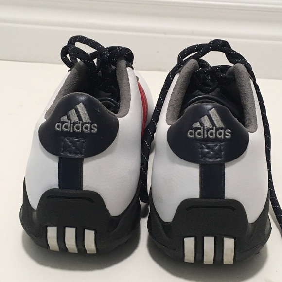 Brand New Addias Soccer Cleats Comfortable Women's versatile outsole sports - Picture 3 of 6